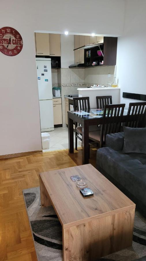 Apartament Apartman Ema Valjevo Zewnętrze zdjęcie