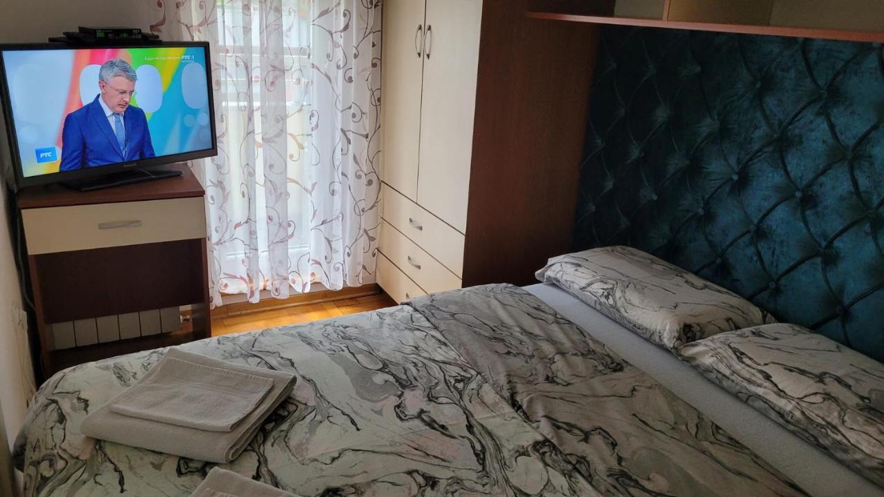 Apartament Apartman Ema Valjevo Zewnętrze zdjęcie