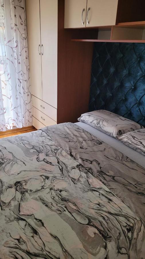 Apartament Apartman Ema Valjevo Zewnętrze zdjęcie