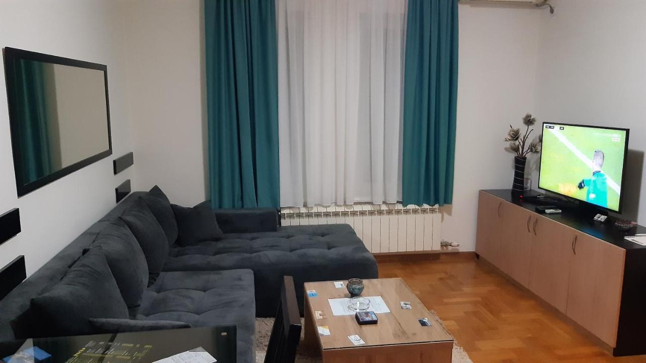 Apartament Apartman Ema Valjevo Zewnętrze zdjęcie