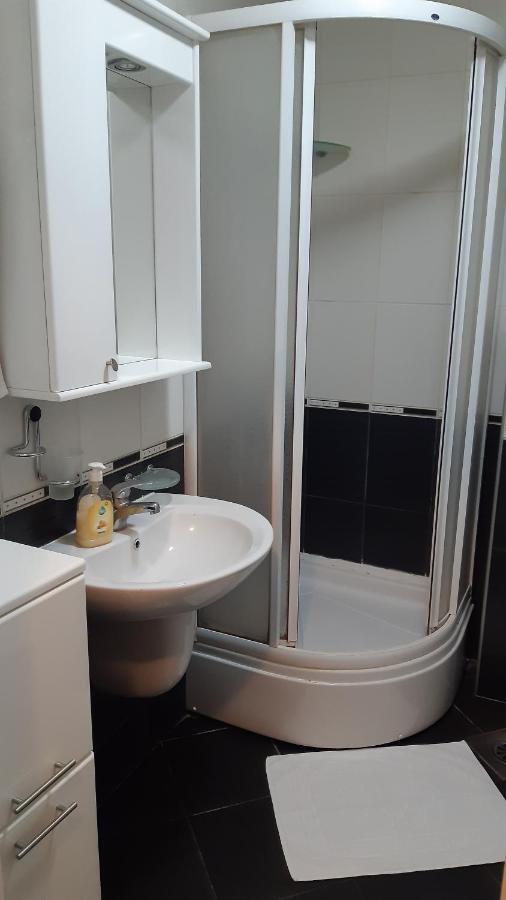 Apartament Apartman Ema Valjevo Zewnętrze zdjęcie